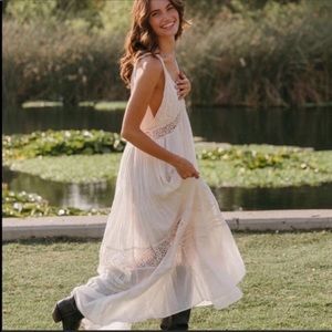 Free People Clara Lace Maxi Dress ☀️